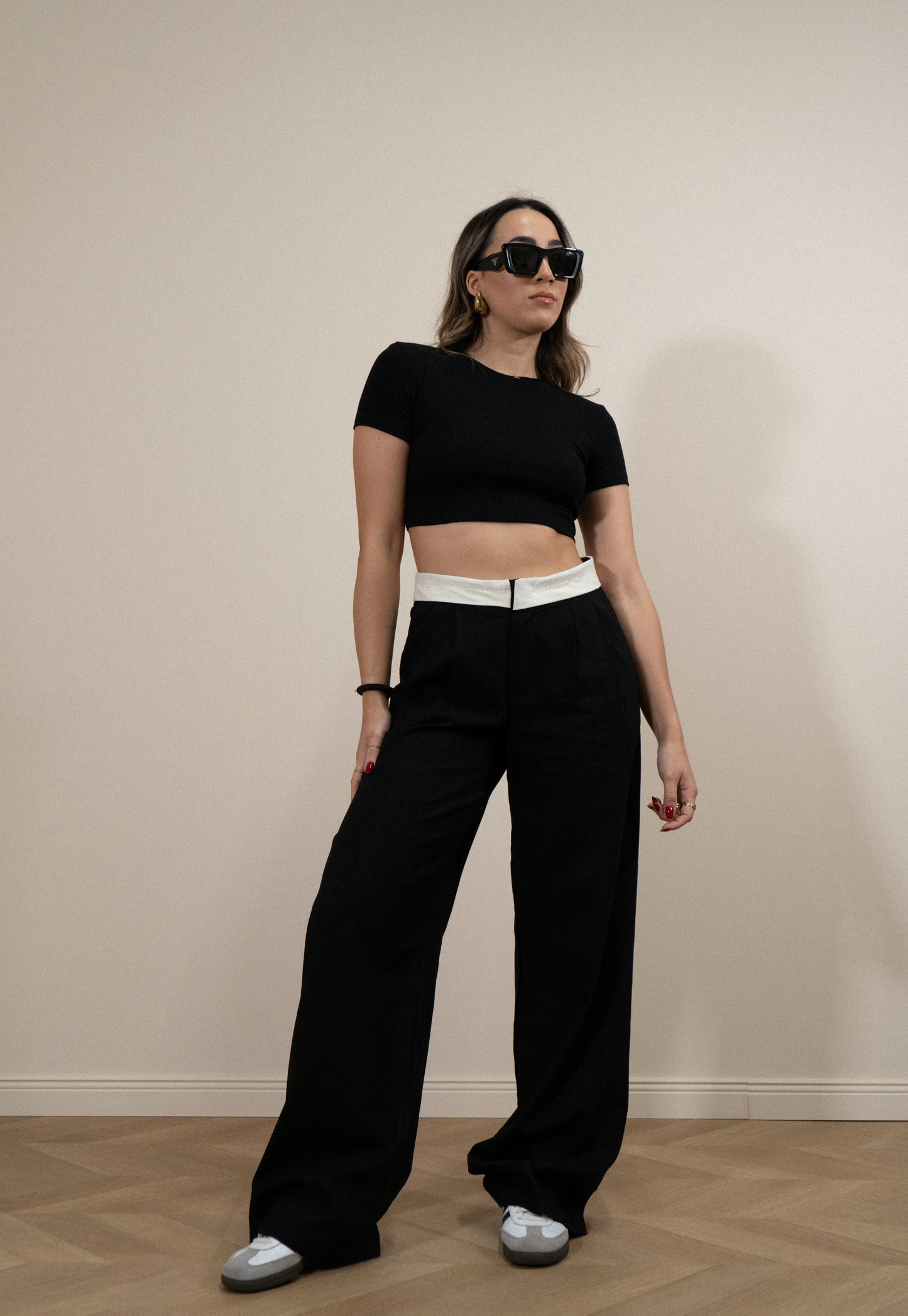 TOP CROPPED NERO
